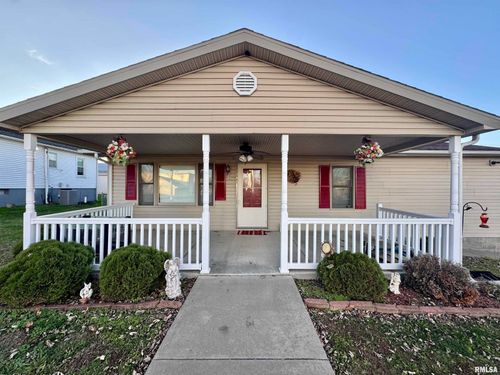 216 S Hubbard Ave, Goreville, IL, 62939-2476 | Card Image