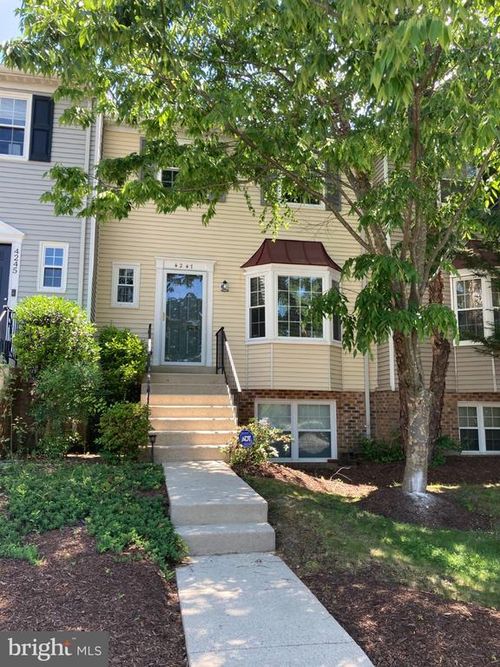 4247 Stockbridge Dr, DUMFRIES, VA, 22025-1505 | Card Image