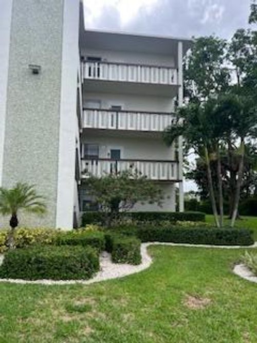 240-240 Southampton B, West Palm Beach, FL, 33417-2308 | Card Image