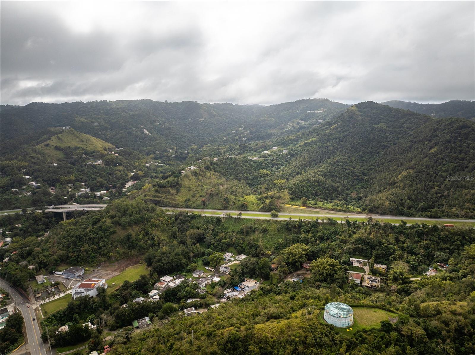 Land en venta en CAYEY, KM.HM 59 3 CARR 1, BO QUEBRADA ARRIBA