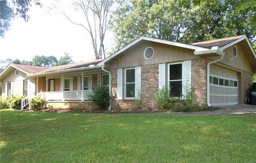 5762 Fairfield Pl, Stone Mountain, GA, 30087-2710 | Card Image