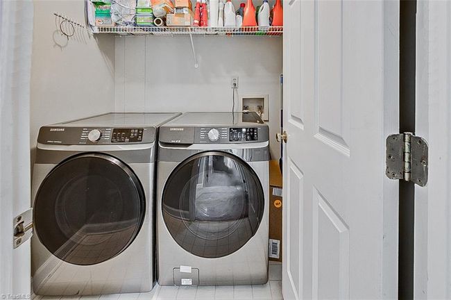 Laundry | Image 15