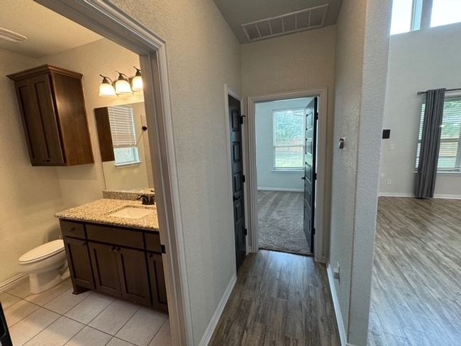 122 Sangaree Dr, House other with 4 bedrooms, 3 bathrooms and 4 parking in Buda TX | Image 8