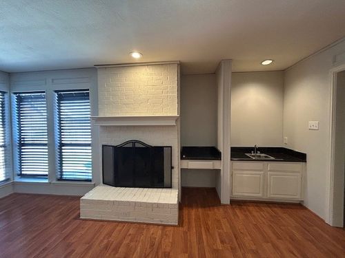 3910 Saint Christopher Ln, Dallas, TX, 75287-6311 | Card Image