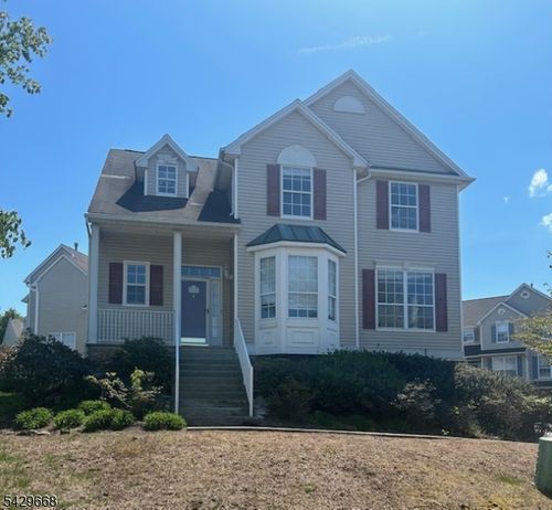 240 Winding Hill Dr, Hackettstown, NJ, 07840-5662 | Card Image