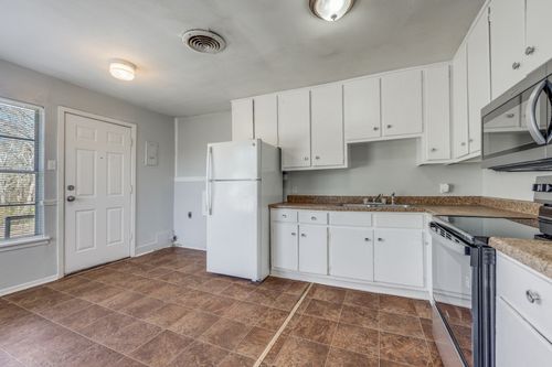 apt-a-7 Pershing Dr, Denison, TX, 75020-6579 | Card Image