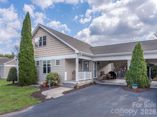 22 Cottage Loop, Waynesville, NC, 28785-6006 | Card Image