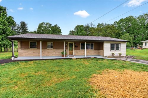 3964 Barnett Drive, Bellbrook, OH, 45305 | Card Image
