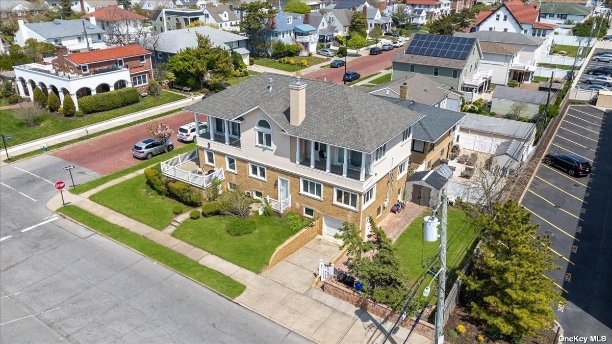 Penn St, Long Beach, NY 11561