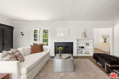 1706 Comstock Avenue, Los Angeles, CA, 90024 | Card Image