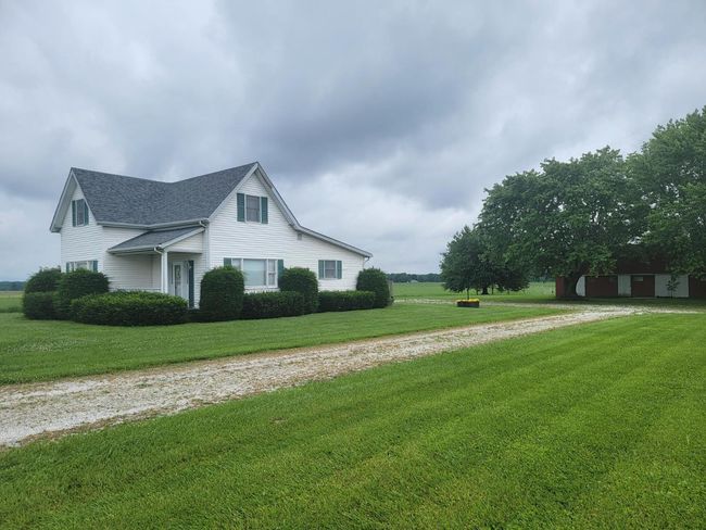 12076 N State Road 101, House other with 4 bedrooms, 1 bathrooms and null parking in Sunman IN | Image 32