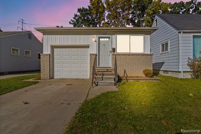 17673 Robert Street, Home with 3 bedrooms, 1 bathrooms and null parking in Melvindale MI | Image 1