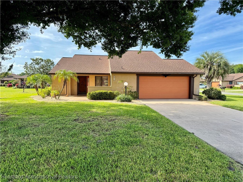 Golf Haven Ter, Sebring, FL 33872