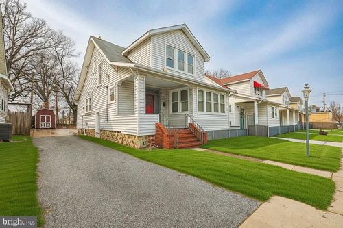 8 Irving Pl, PIKESVILLE, MD, 21208-5102 | Card Image