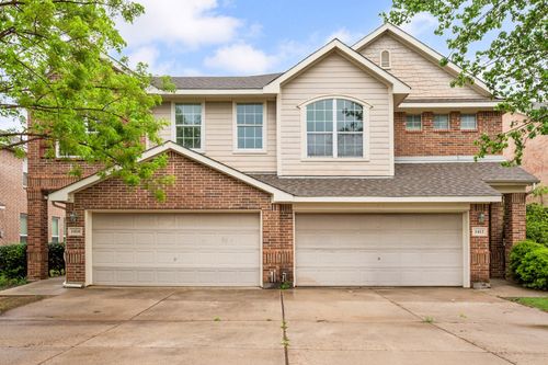 1414 Ravenwood Dr, Mansfield, TX, 76063-6054 | Card Image