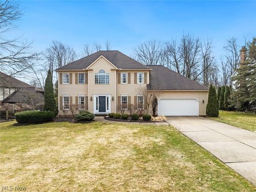 37192 Oneill Dr, Solon, OH, 44139-2450 | Card Image