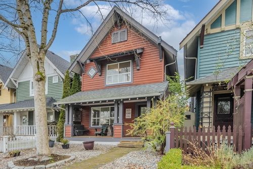 161 Foundry Row, New Westminster, BC, V3M6X5 | Card Image