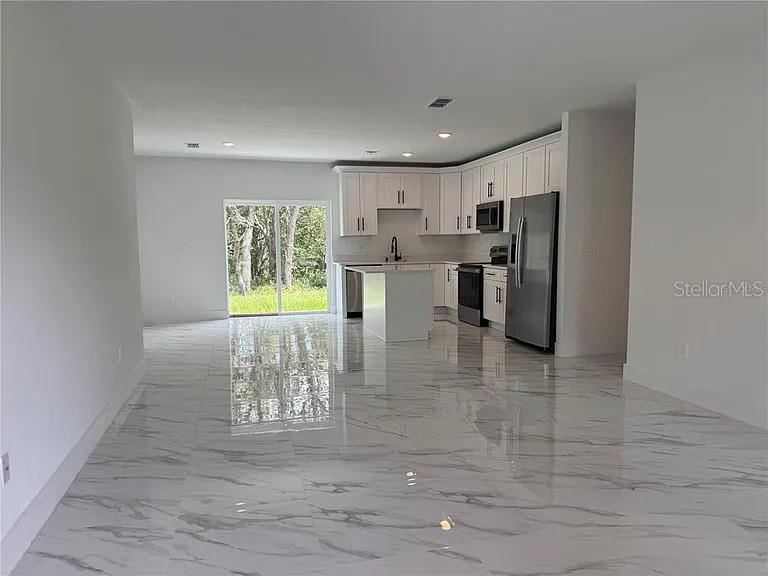 Residential Lease in CITRUS SPRINGS 2