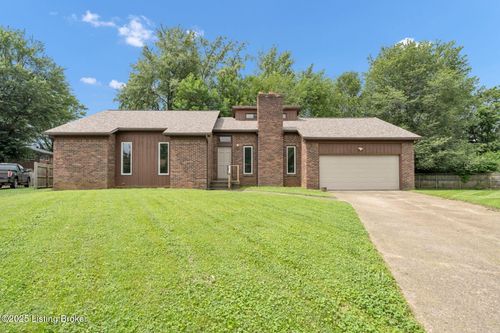 4510 Trey Pl, Louisville, KY, 40220-3270 | Card Image