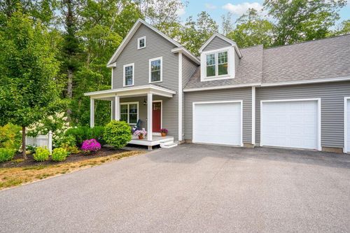 16-27 Webhannet Place, Kennebunk, ME, 04043 | Card Image