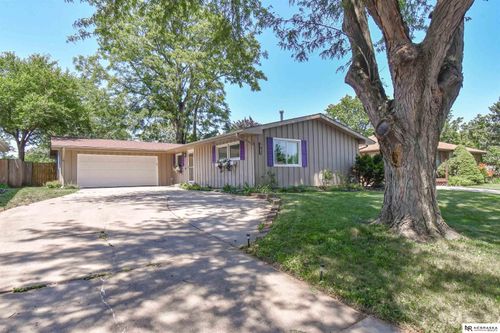 2741 Scott Ave, Lincoln, NE, 68506-3259 | Card Image
