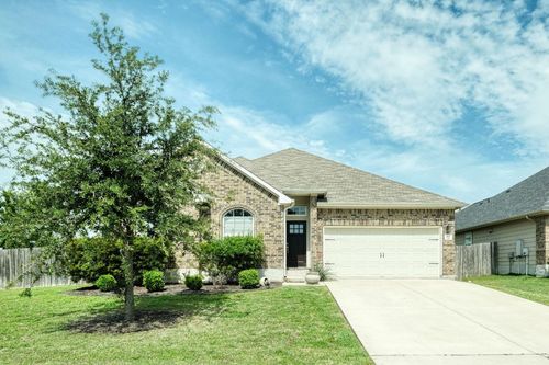 401 Hyltin St, Hutto, TX, 78634-5447 | Card Image