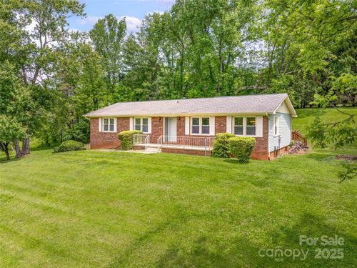 16 Sun Valley Ct, Alexander, NC, 28701-9728 | Card Image