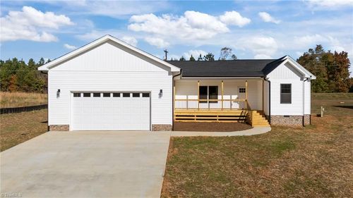 3513 Twig Farm Rd, Tobaccoville, NC, 27050-9831 | Card Image