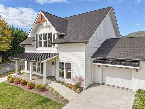 11 Riemar Ln, Waynesville, NC, 28785 | Card Image