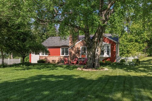 1068 Summit Ave, South Saint Paul, MN, 55075-1224 | Card Image