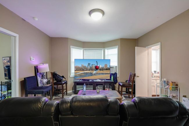 8710Photography-Web-Friendly-483-Como-Avenue-Saint-Paul-MN-55103-24.jpg | Image 24