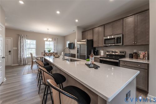 5518 Greenpark Way, Sandston, VA, 23150-1120 | Card Image