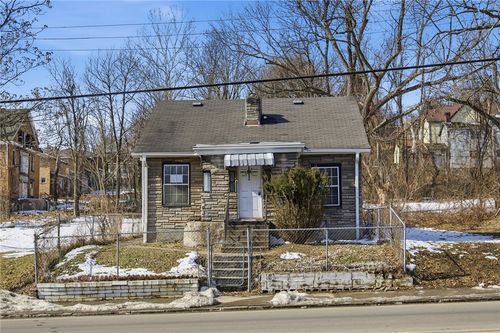 1209 Swissvale Ave, Wilkinsburg, PA, 15221-2404 | Card Image