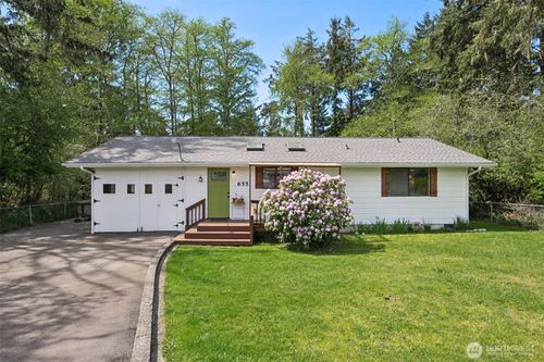 655 Mount Olympus Ave Se, Ocean Shores, WA, 98569-9747 | Card Image