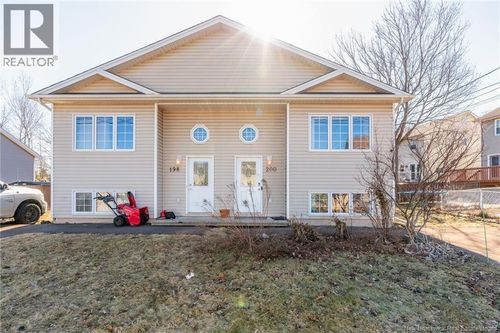 200 Lonsdale Dr, Moncton, NB, E1G5G3 | Card Image