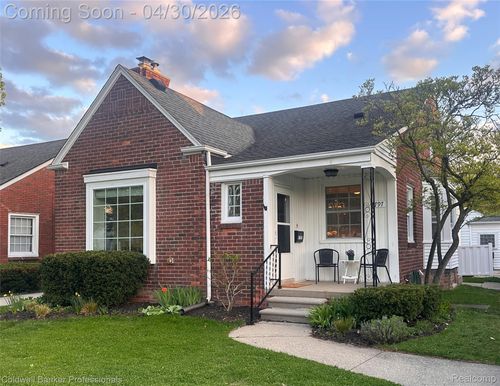 1797 Allard Ave, Grosse Pointe Woods, MI, 48236-1901 | Card Image