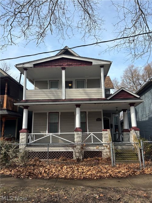 up-4200 Whitman Ave, Cleveland, OH, 44113-3243 | Card Image