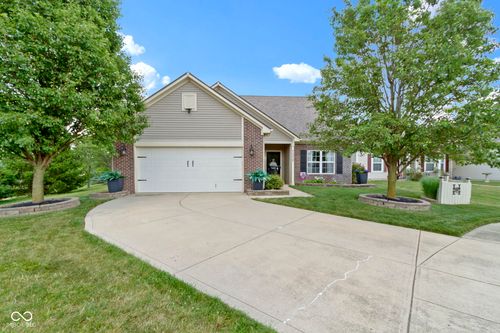 15372 Black Gold Ct, Noblesville, IN, 46060-5664 | Card Image