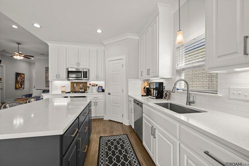 14435 Wally Way, Baton Rouge, LA, 70810-8470 | Card Image