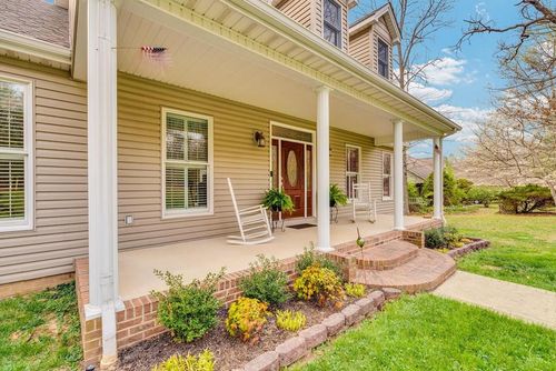 9019 Cherokee Trl, Crossville, TN, 38572-3557 | Card Image
