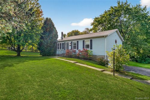 10 Flood Dr, Amenia, NY, 12501-5800 | Card Image