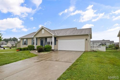 2231 Central Park Dr, Troy, MO, 63379-2593 | Card Image