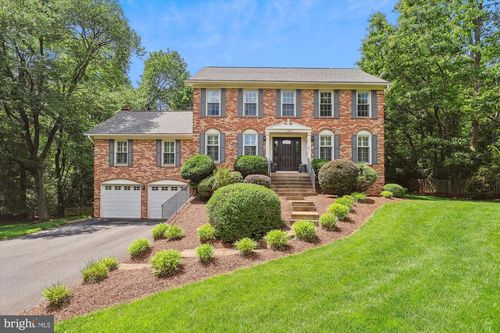11476 Bronzedale Dr, OAKTON, VA, 22124-2124 | Card Image
