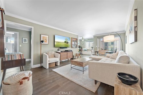 unit-3d-2302 E 2nd St, Long Beach, CA, 90803-7306 | Card Image