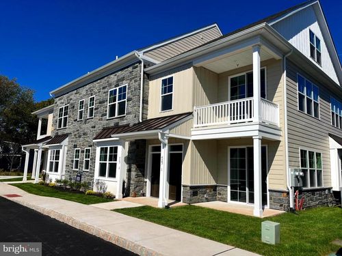 1-425 Ash Ct, TELFORD, PA, 18969 | Card Image