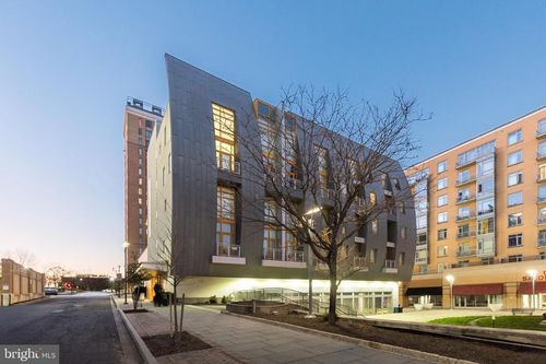 apt-204-6500 America Blvd, HYATTSVILLE, MD, 20782-2339 | Card Image