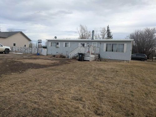 208 E 400 St N, Raymond, AB, T0K | Card Image