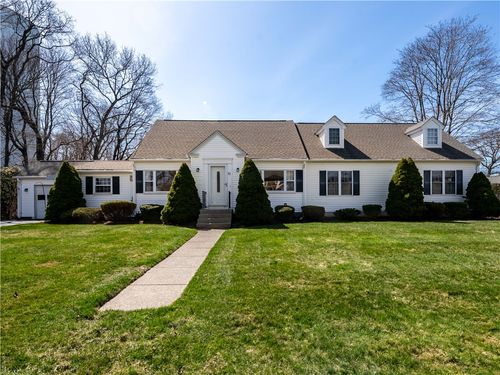 11 Fountain Ave, Barrington, RI, 02806-1432 | Card Image