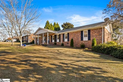 200 Leyswood Dr, Greenville, SC, 29615-1029 | Card Image