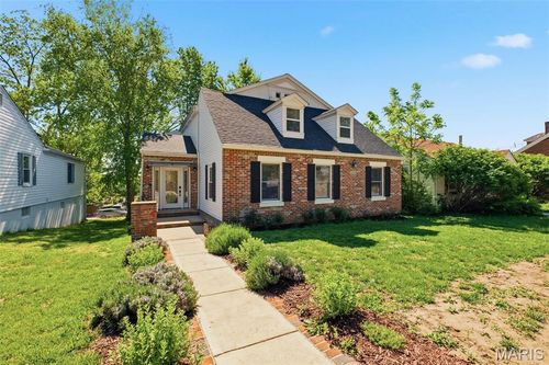 522 S 2nd St, Saint Charles, MO, 63301-3406 | Card Image